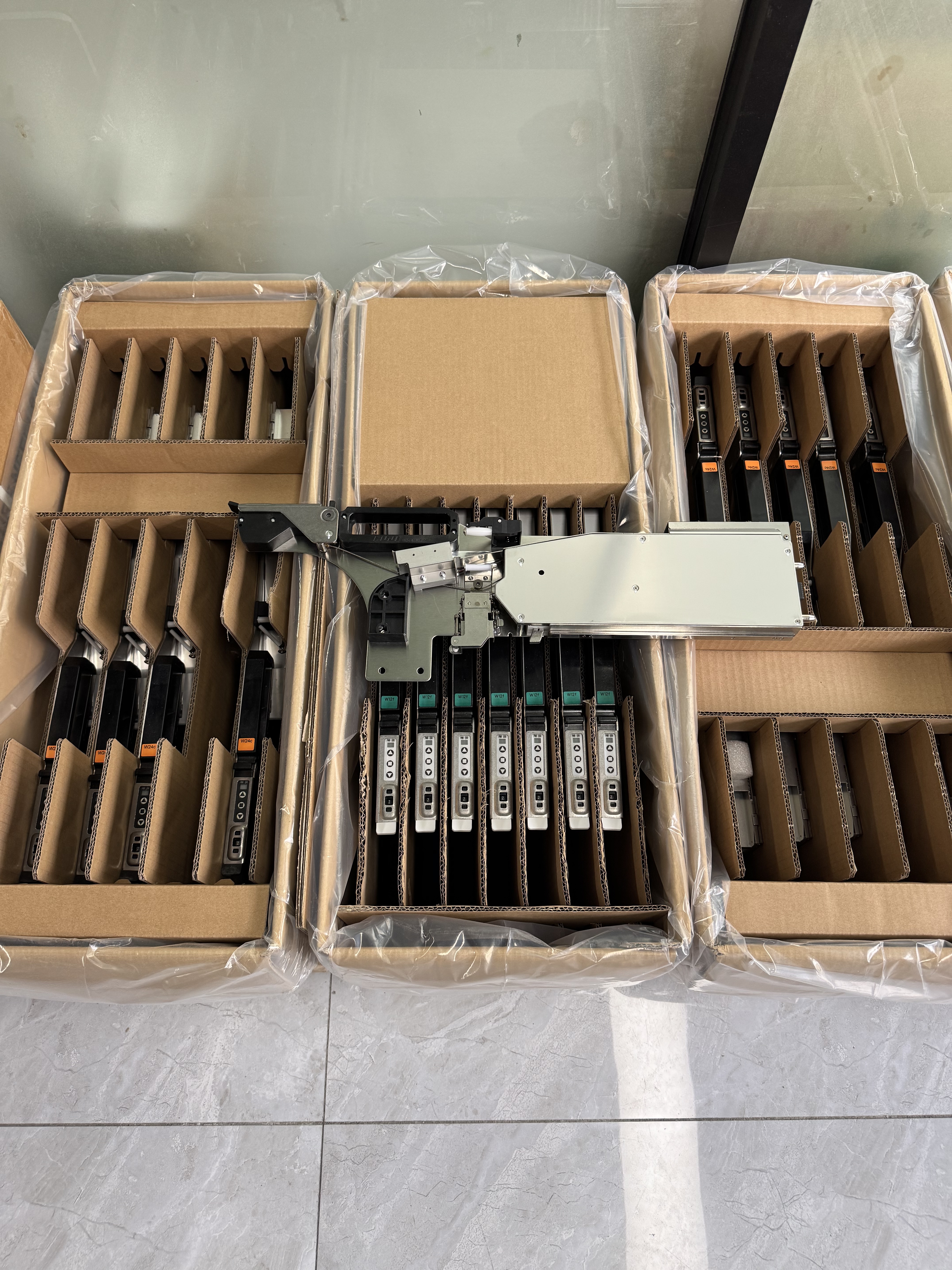 Jüngste Firmenblogs über Wie verbessern SMT-Feeder die Produktionsgeschwindigkeit und -genauigkeit?